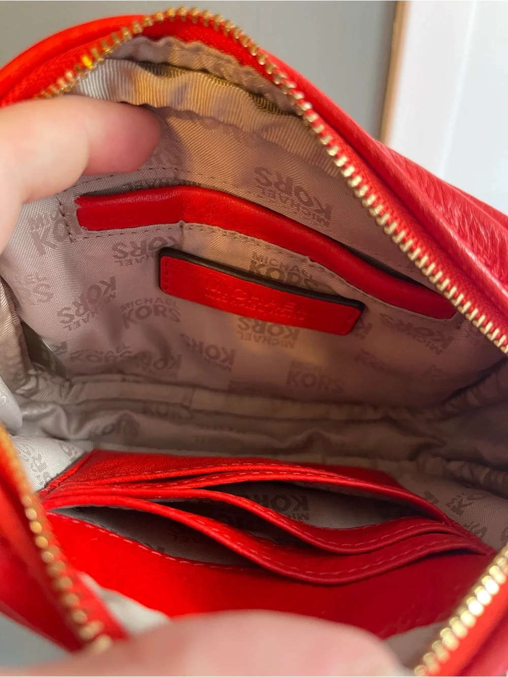 Michael kors crossbody